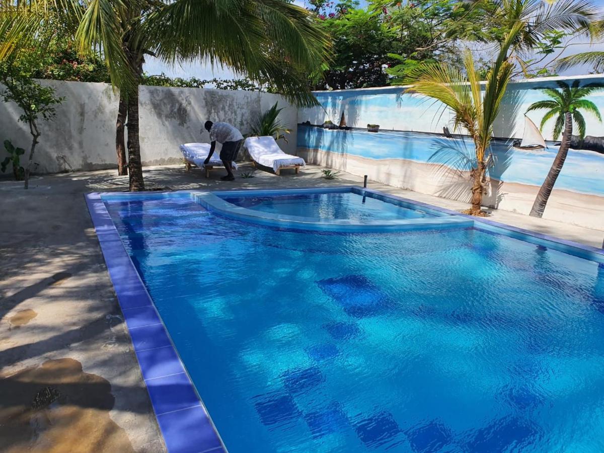 Nyumba Tulivu Apartman Watamu Kültér fotó
