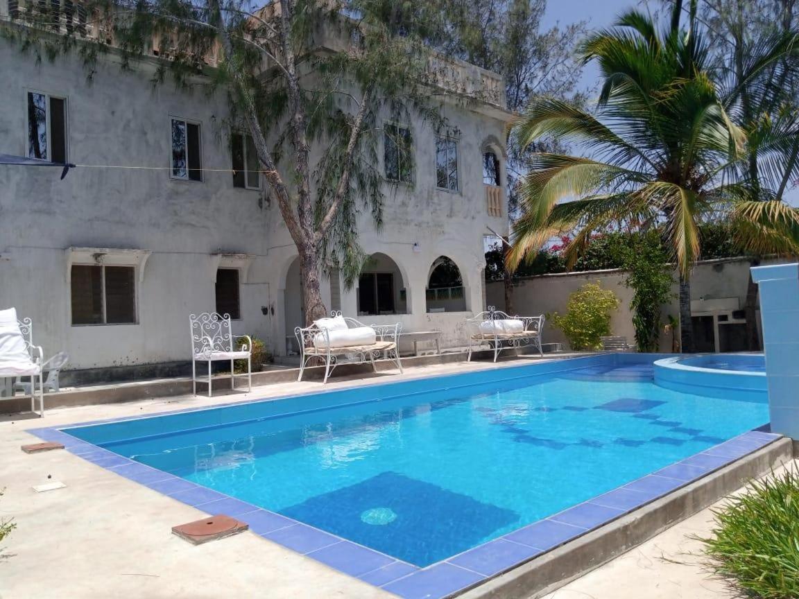 Nyumba Tulivu Apartman Watamu Kültér fotó