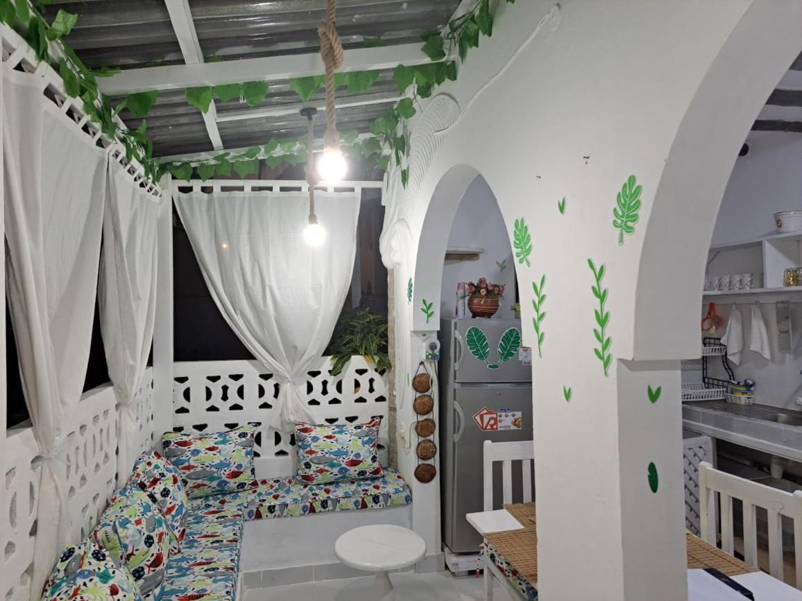 Nyumba Tulivu Apartman Watamu Kültér fotó