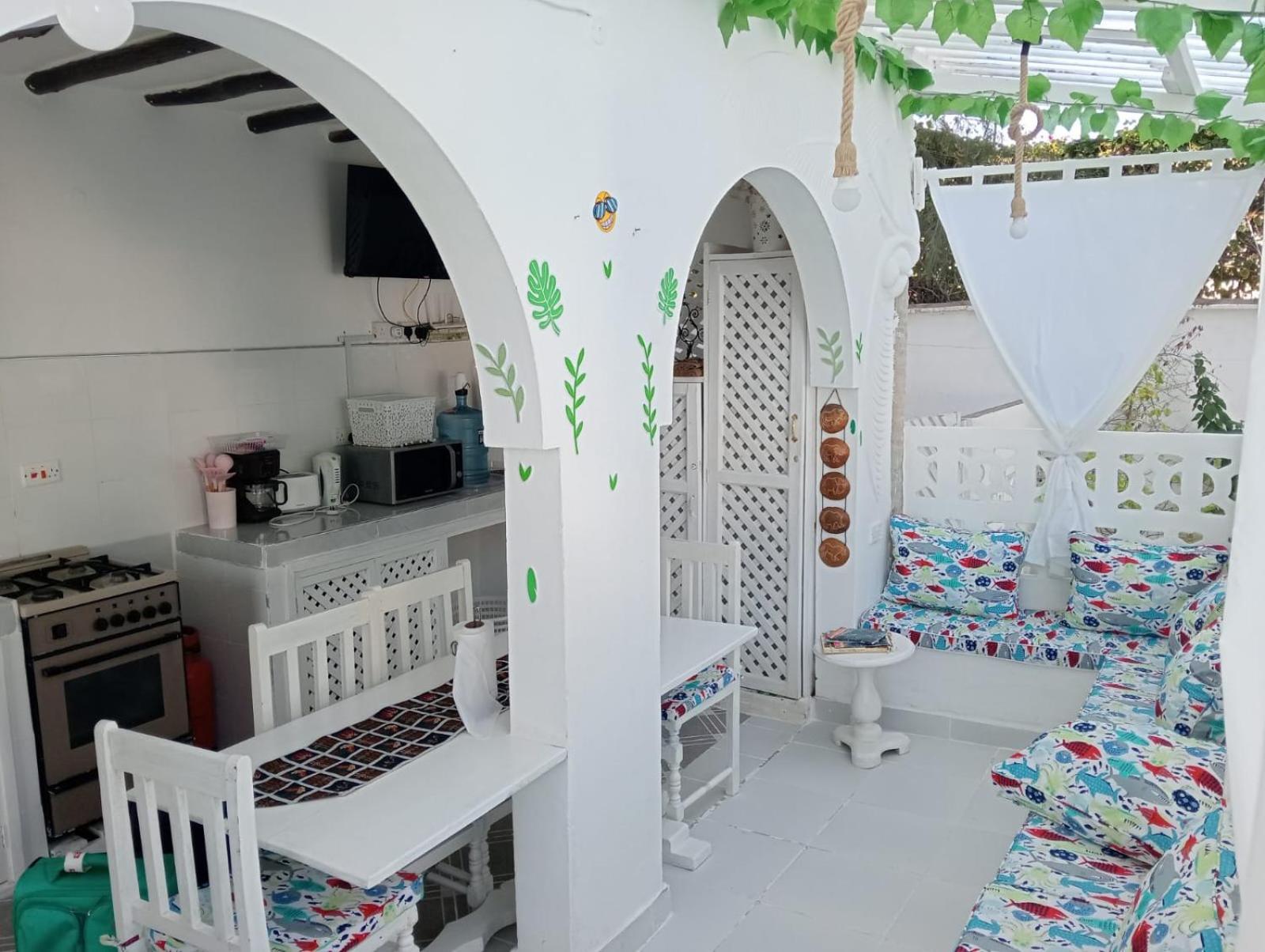 Nyumba Tulivu Apartman Watamu Kültér fotó
