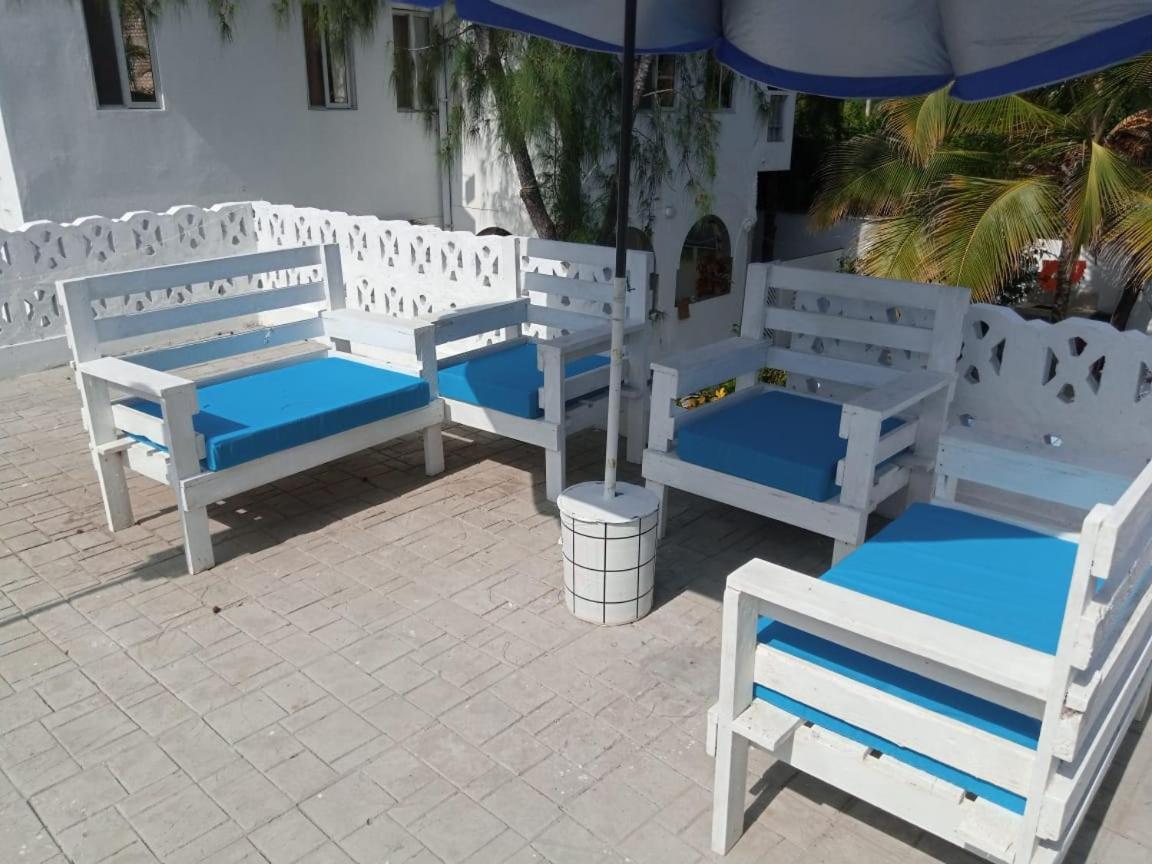 Nyumba Tulivu Apartman Watamu Kültér fotó